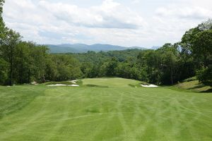 Linville Ridge 1st Approach